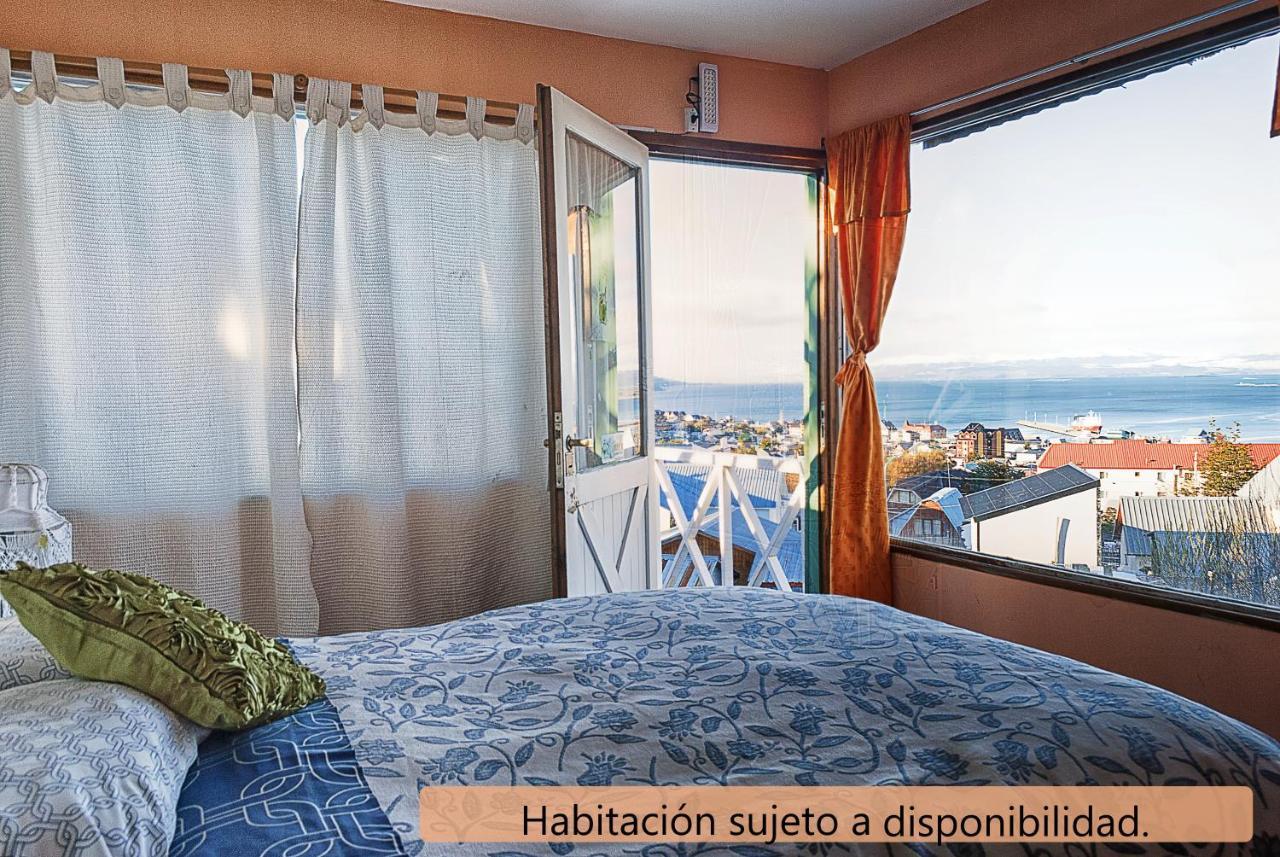 Hostel Los Cormoranes Ushuaia Exterior photo